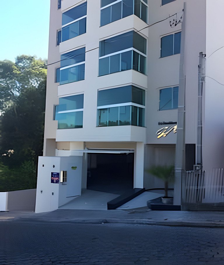 Ótima localização, climatizado, wifi,103