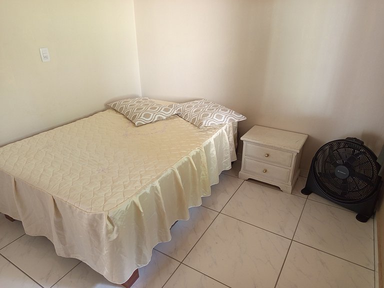 Air-conditioned apartment with Wi-Fi, conveniently located n