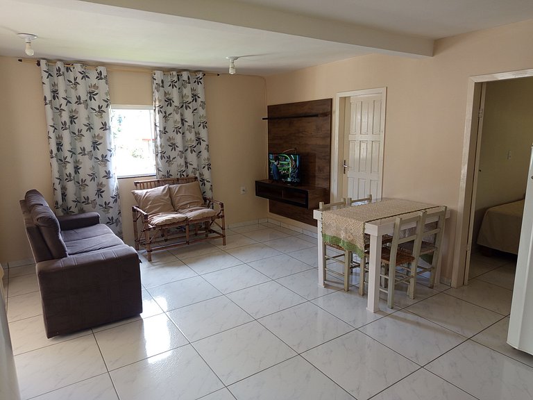 Air-conditioned apartment with Wi-Fi, conveniently located n