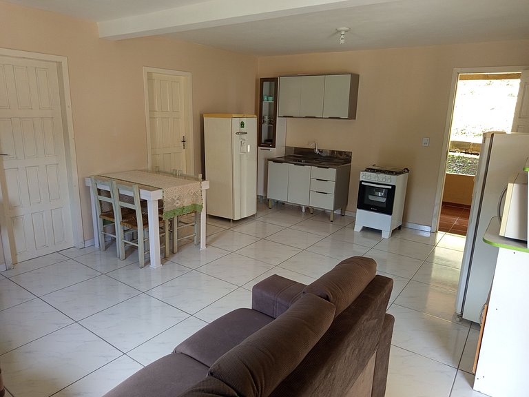 Air-conditioned apartment with Wi-Fi, conveniently located n