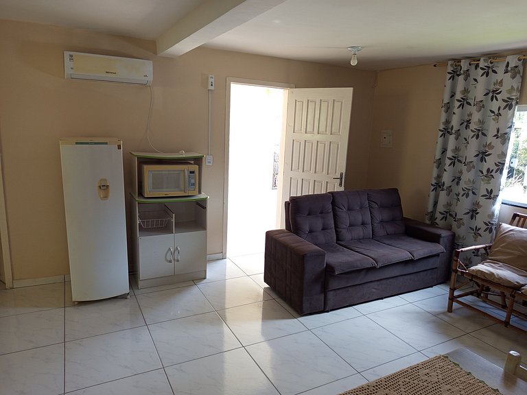 Air-conditioned apartment with Wi-Fi, conveniently located n